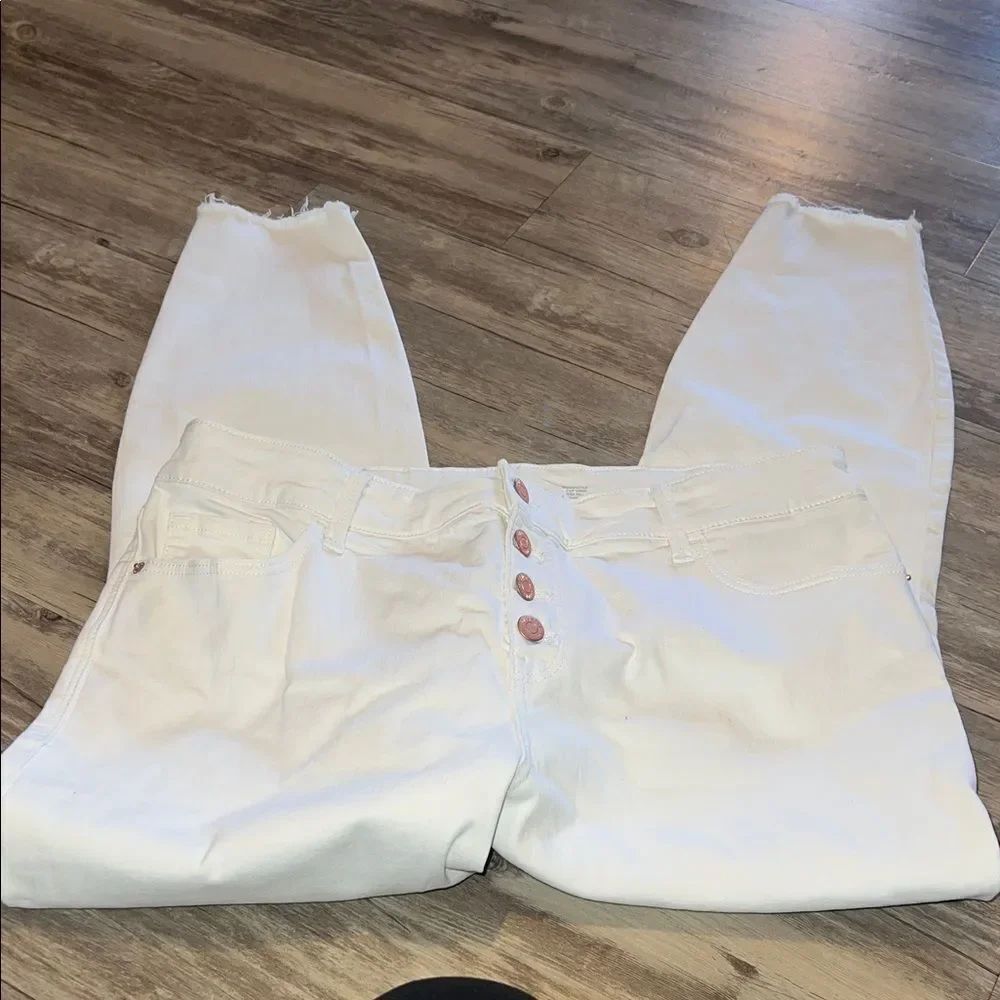 Old Navy Women's Ankle Jeans in Cream